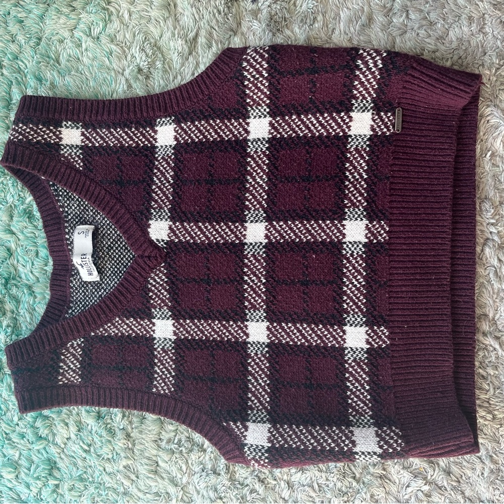 Hollister Plaid Knit Sweater Vest